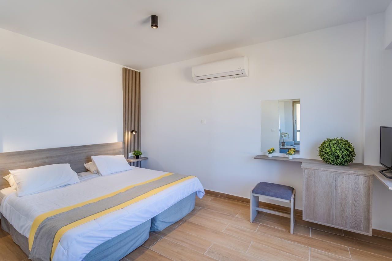 Toxotis Hotel Pernera 外观 照片